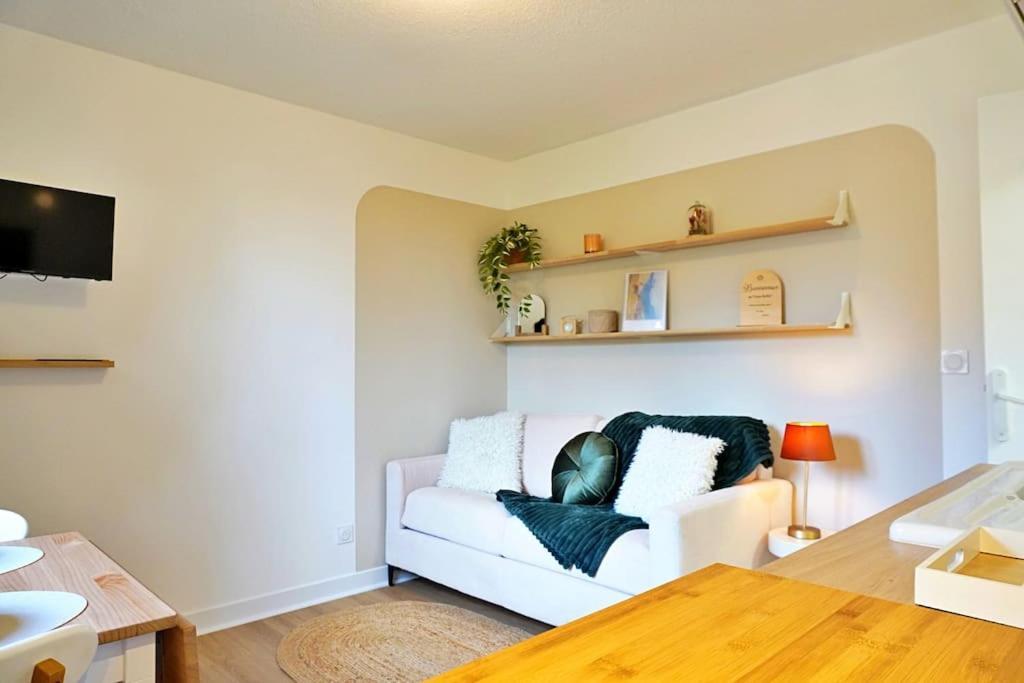 Ferienwohnung "Cocon Biellois" - Calme, Vue & Parking Bielle Exterior foto
